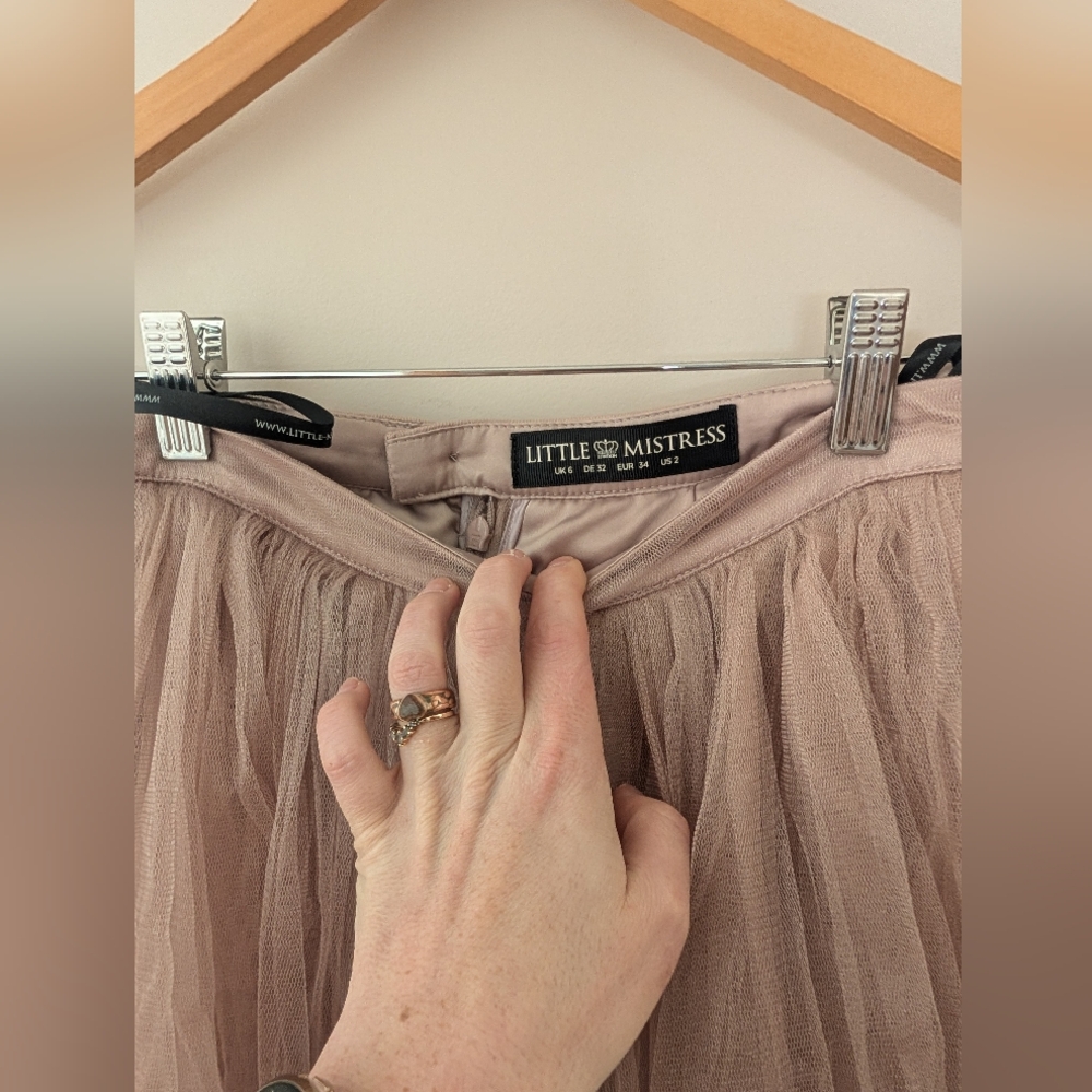 Little Mistress Blush Maxi Skirt - Picture 6 of 6